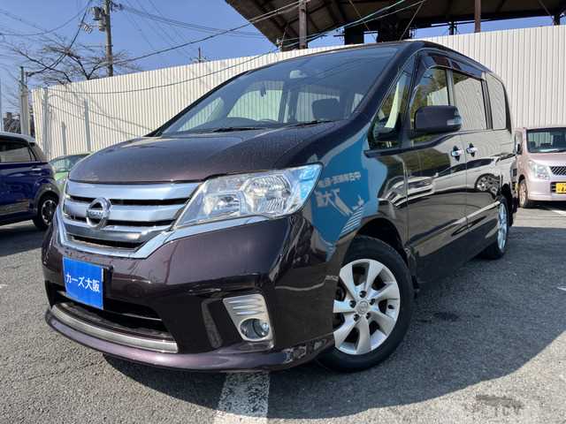 2011 Nissan Serena