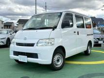 2012 Toyota Liteace Van