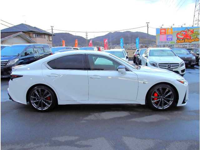 Lexus IS 2022 — миниатюра 10
