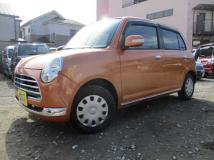 2005 Daihatsu Miragino