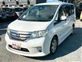 2013 Nissan Serena