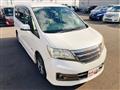 2013 Nissan Serena
