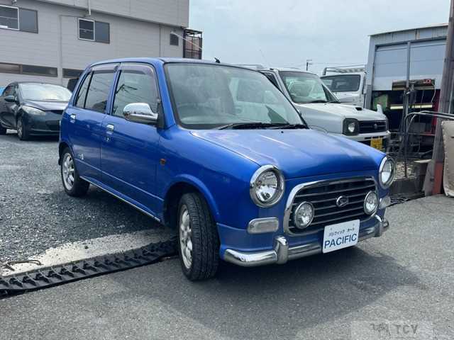 2002 Daihatsu Miragino