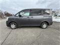 2007 Toyota Noah