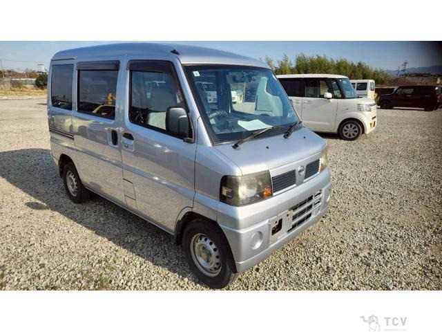 2011 Nissan Clipper Van