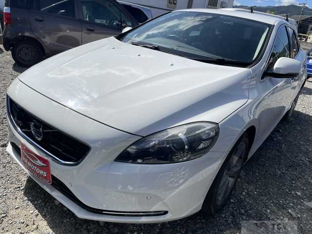 2013 Volvo V40