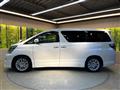2012 Toyota Vellfire