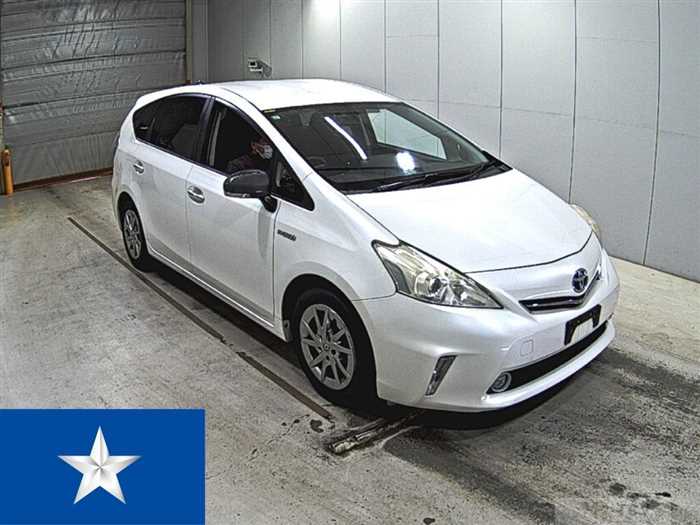 2013 Toyota PRIUS α