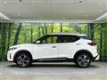 2022 Nissan KIX