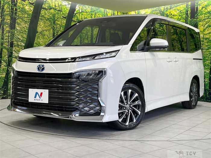 2023 Toyota Voxy