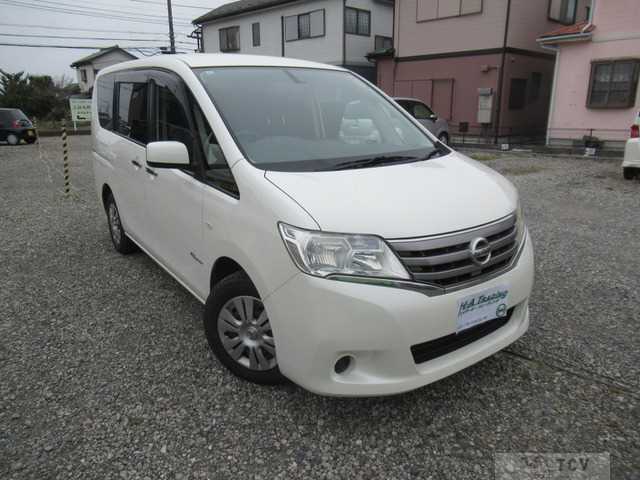 2013 Nissan Serena