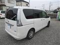2013 Nissan Serena