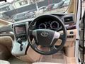 2012 Toyota Vellfire