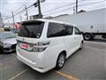 2012 Toyota Vellfire