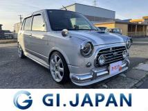 2000 Daihatsu Miragino