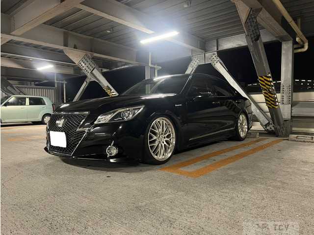 2013 Toyota Crown Athlete Series