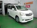 2010 Toyota Noah