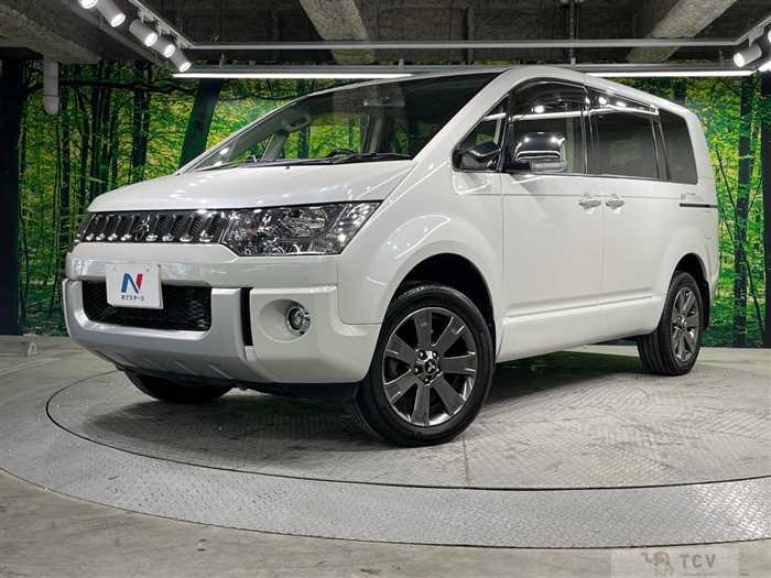 2017 Mitsubishi Delica D5