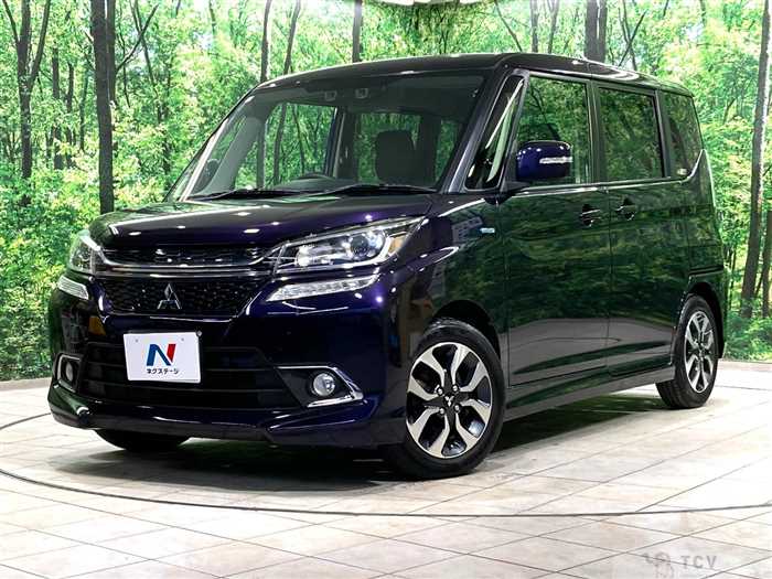 2017 Mitsubishi Delica D2