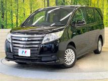 2016 Toyota Noah