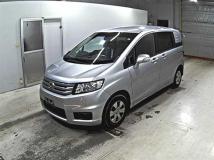 2013 Honda Freed Spike