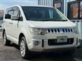 2010 Mitsubishi Delica D5