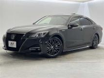 2017 Toyota Crown Hybrid