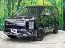 2019 Mitsubishi Delica D5