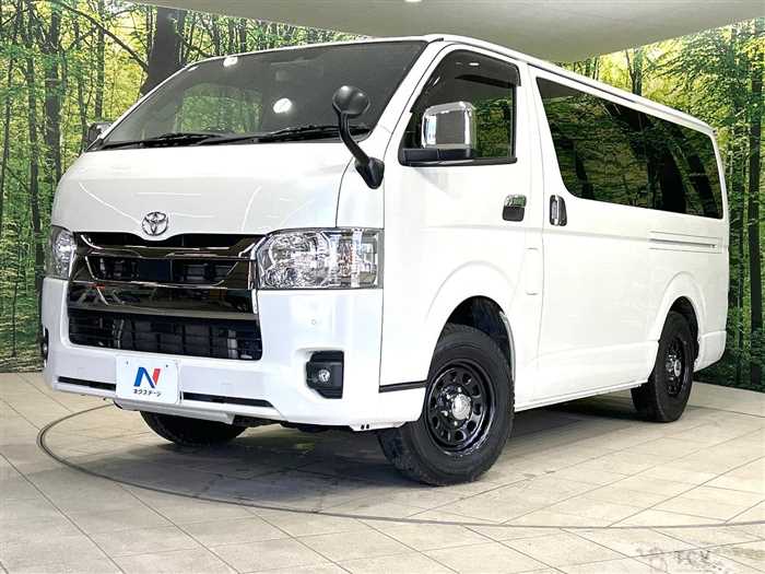 2022 Toyota Hiace Van