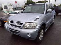 2005 Mitsubishi Pajero
