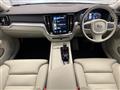 2022 Volvo V60