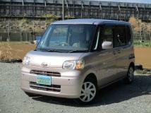 2011 Daihatsu Tanto