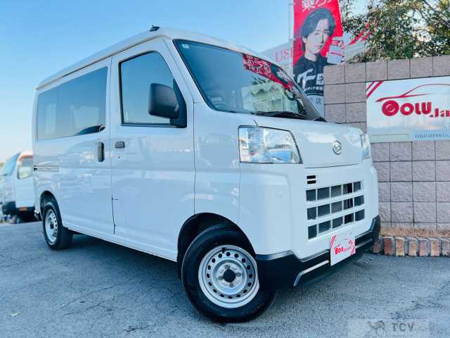 2023 Daihatsu Hijet Cargo