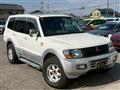 2002 Mitsubishi Pajero