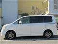 2010 Toyota Noah