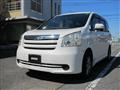 2010 Toyota Noah