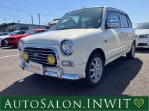 2004 Daihatsu Miragino
