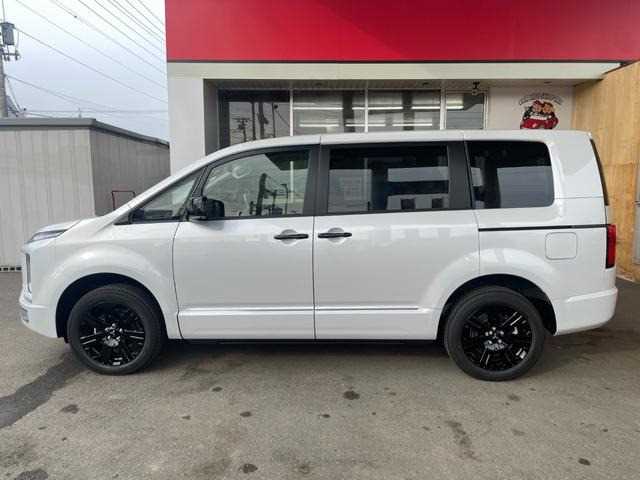 Mitsubishi Delica D5 2025 — фото 6 купить в Москве