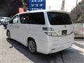 2011 Toyota Vellfire