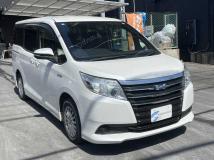 2016 Toyota Noah
