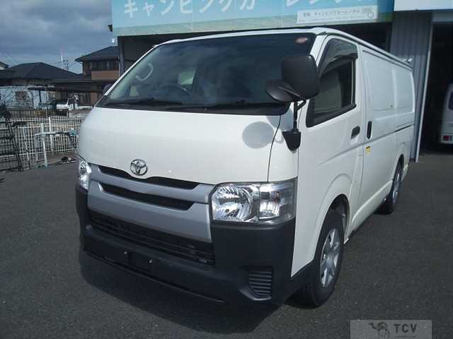 2014 Toyota Regiusace Van