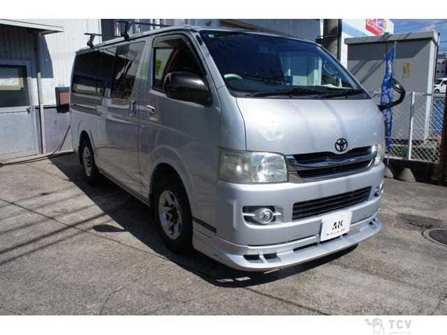 2009 Toyota Regiusace Van
