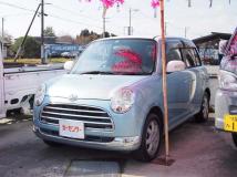 2005 Daihatsu Miragino