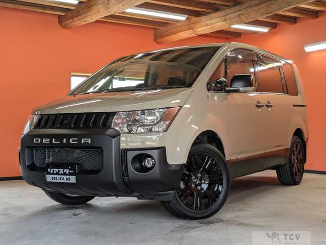 2010 Mitsubishi Delica D5