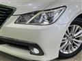 2013 Toyota Crown Hybrid