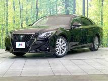 2018 Toyota Crown Hybrid