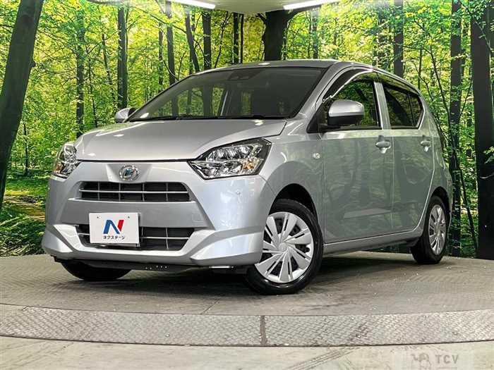 2022 Daihatsu Mira Es
