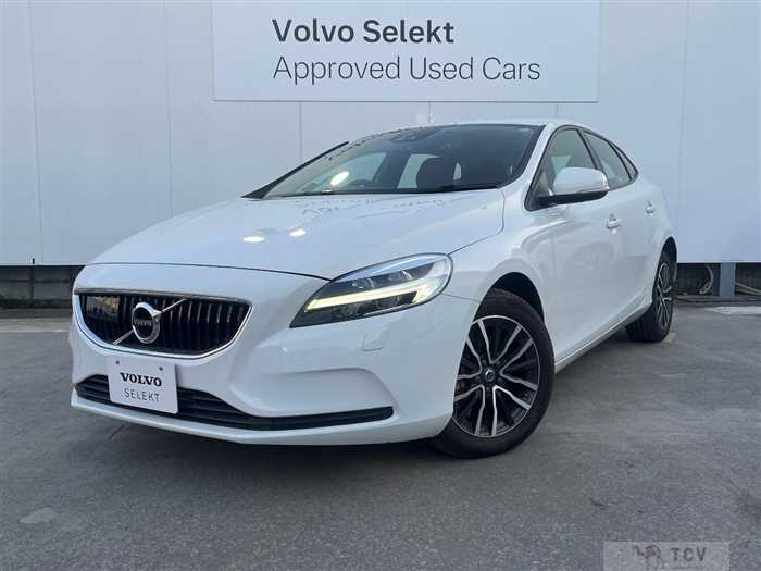 2019 Volvo V40