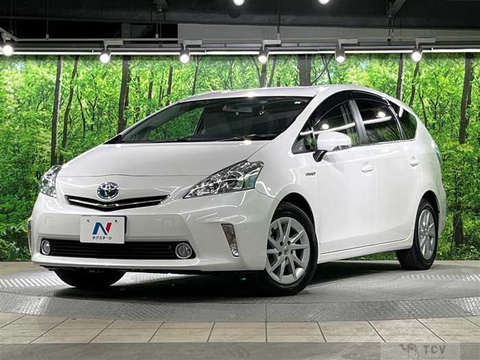2012 Toyota PRIUS α