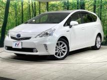 2013 Toyota PRIUS α